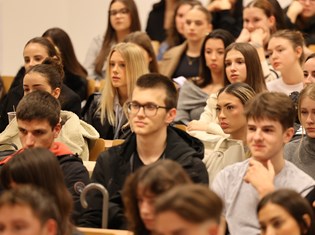 2025-12-05 19-16-05.jpeg